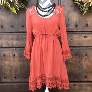 FLATTERING MINI DRESS SZ MD